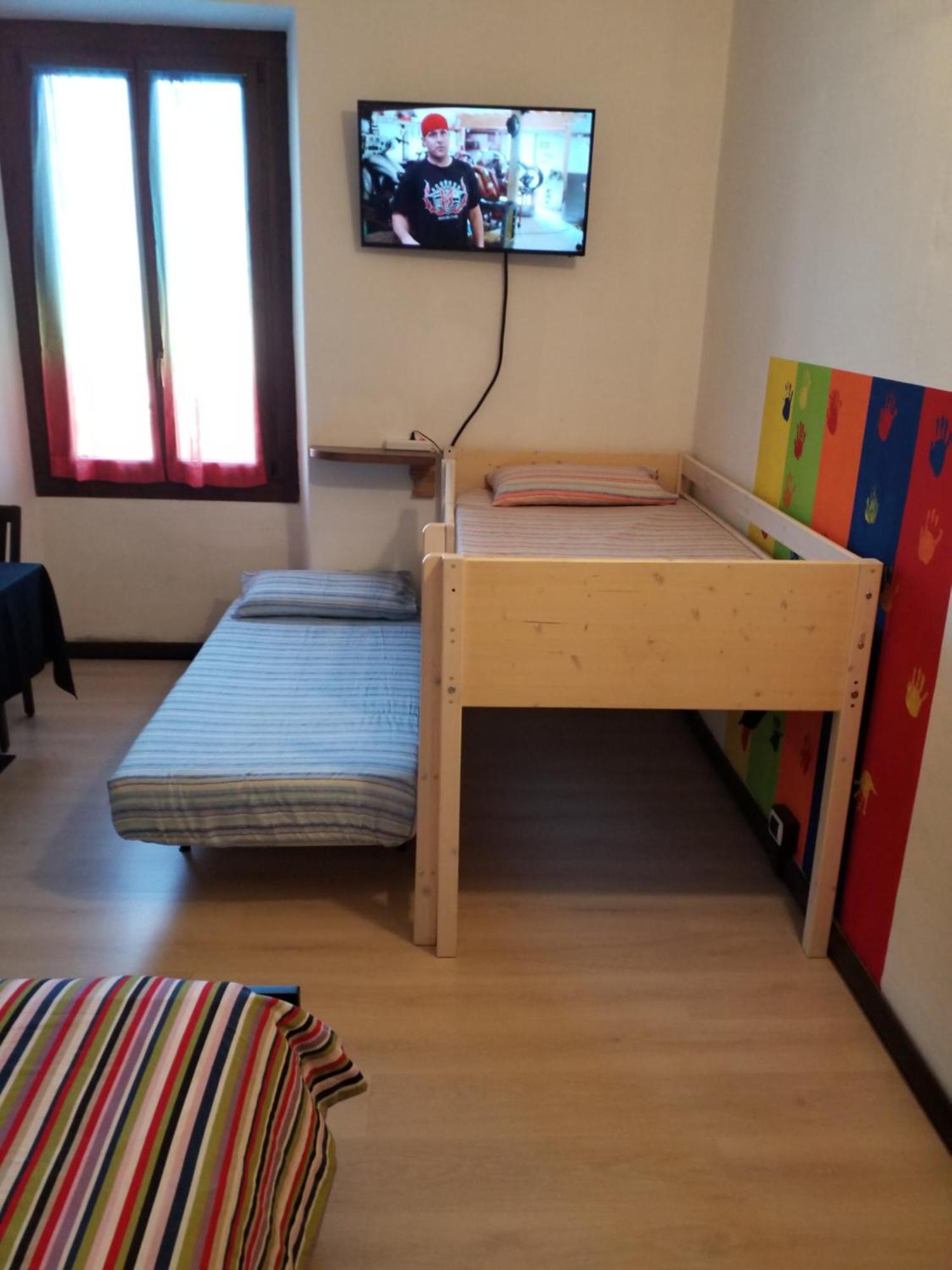 Casa Nunzia Bed & Breakfast Domodossola Bagian luar foto